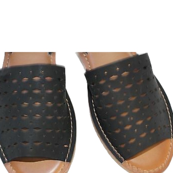 SO black slip on sling back sandals laser cut size 7 - Picture 2 of 7